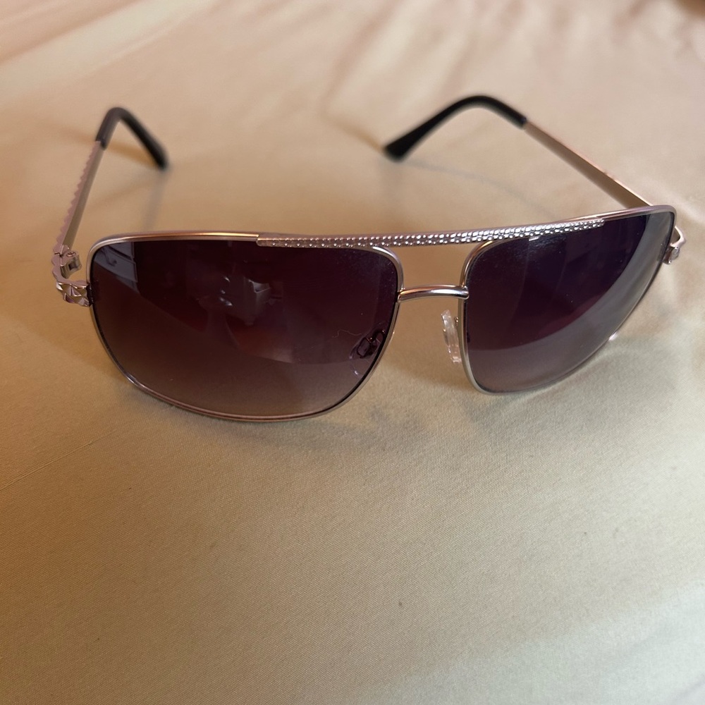 Max Studio Aviators